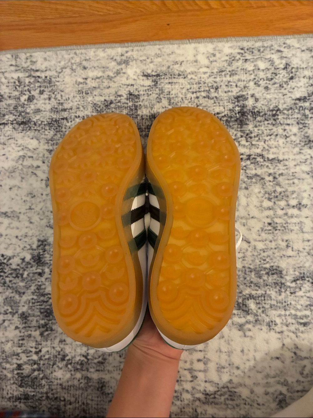 adidas Gazelle leather shoe with green and black stripes - Picture 7 of 10
